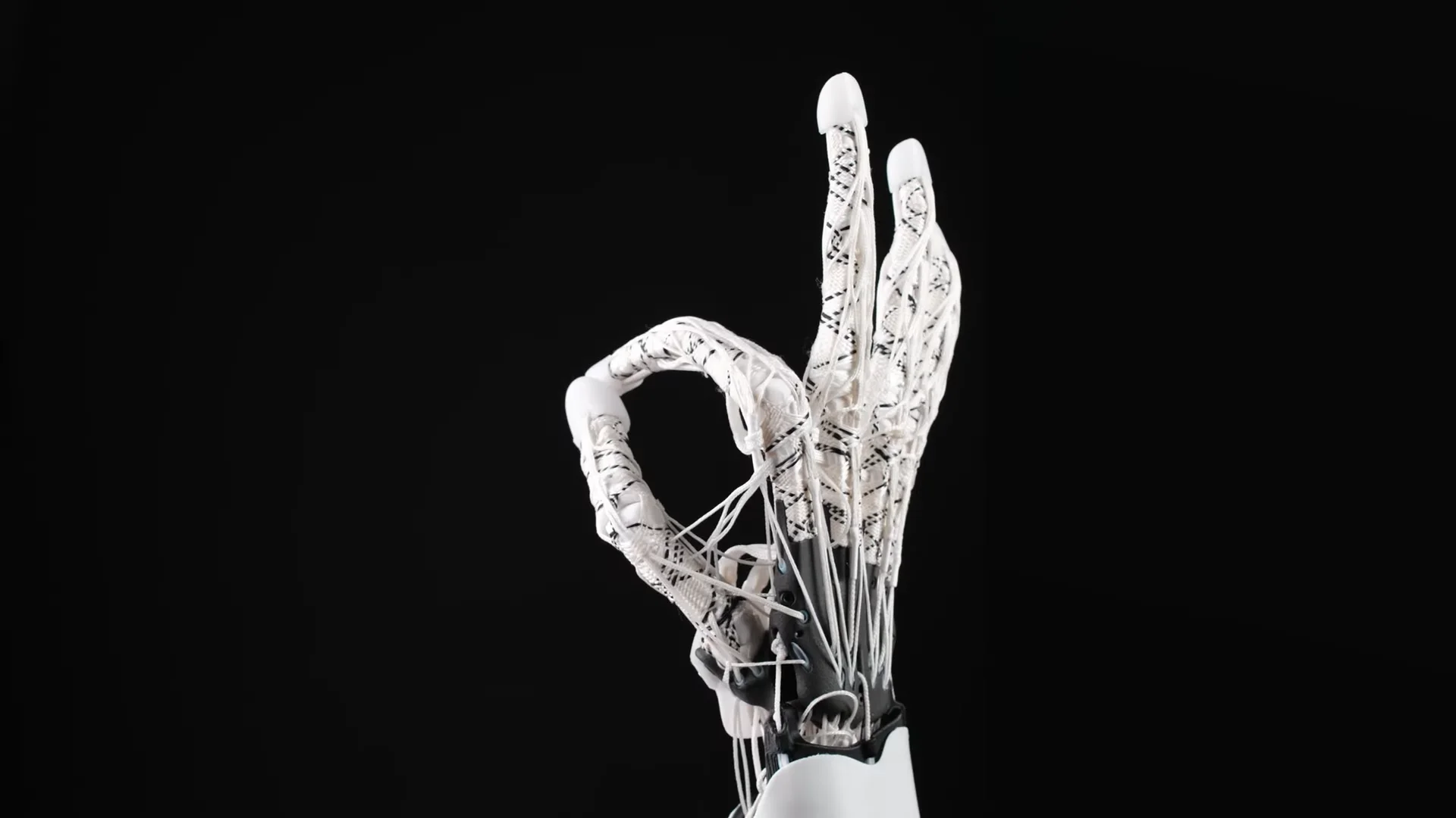 Allonic Nabs Record $7.2M Pre-Seed to Weave Robots Instead of Assembling Them