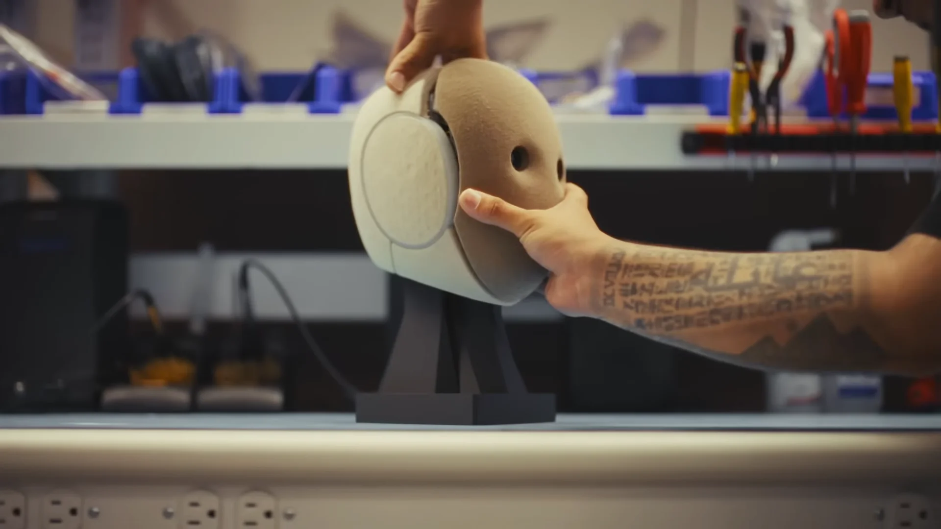 1X Goes Vertical: Inside the Hayward Factory Aiming for 100,000 Humanoids