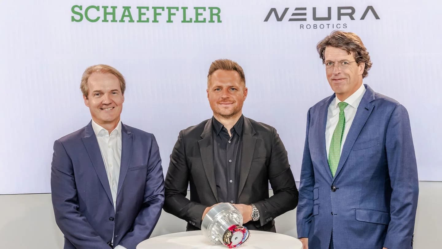 Neura Robotics and Schaeffler CEOs during a partnership agreement ceremony