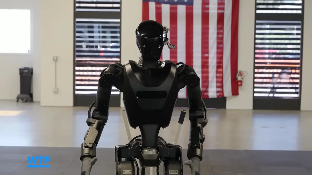 CNET Goes Hands-On With Foundation's 'Phantom' Humanoid as CEO Discusses Arming Robots